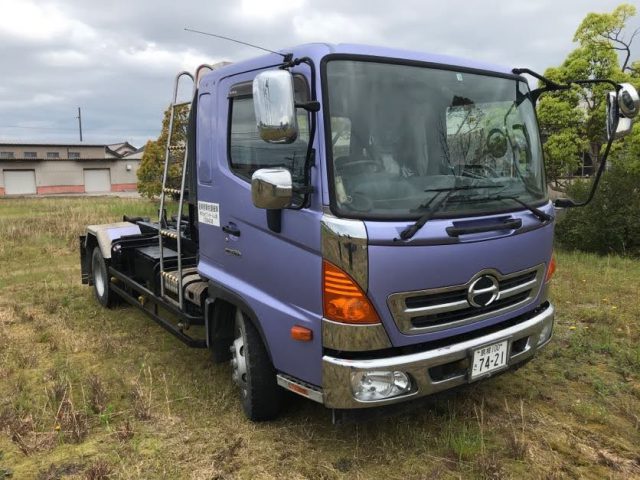 中型 4t 日野 レンジャー TKG-FD9JGAA アームロール 脱着装置付コンテナ専用車を買取ました!
