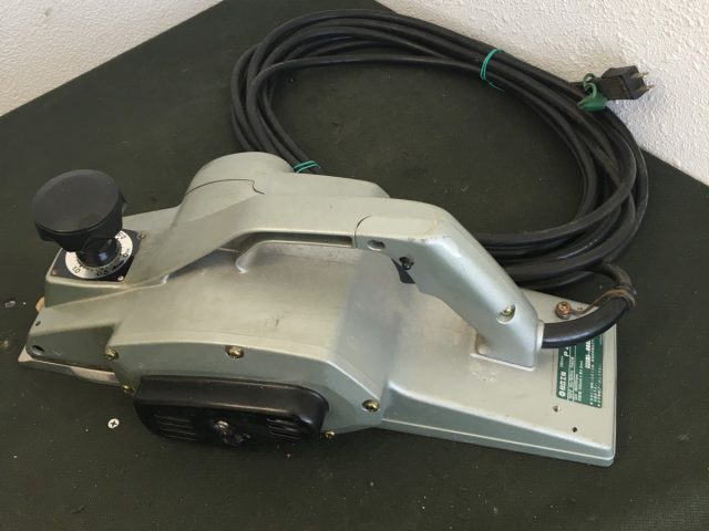 日立工機 HITACHI かんな P40 100Vを買取りました!